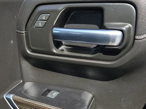 Used 2020 Chevrolet Silverado 1500 LT w/ Texas Edition image 36