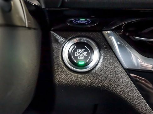 Certified 2025 Buick Envista Sport Touring image 20