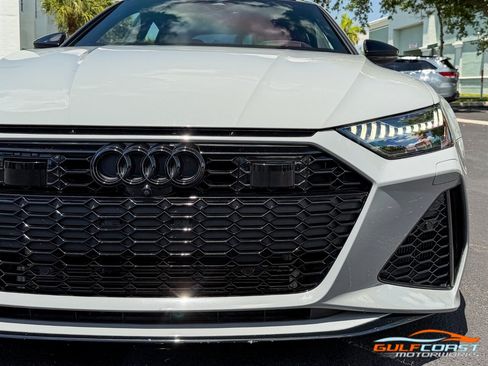 Used 2022 Audi RS 7 Sportback w/ Black Optic Package AWD/4WD image 3
