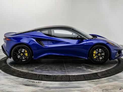 Used 2026 Lotus Emira SE RWD image 28