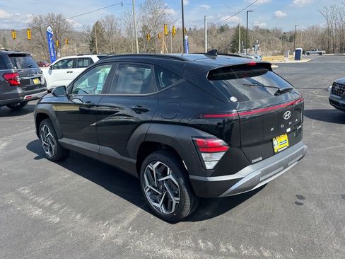 New 2026 Hyundai Kona SEL Premium AWD/4WD image 4