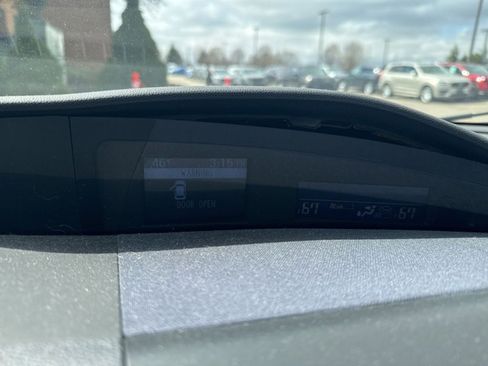 Used 2013 MAZDA MAZDA3 i Touring w/ Preferred Equipment Pkg image 20