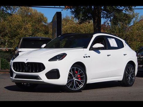 Used 2023 Maserati Grecale GT image 1