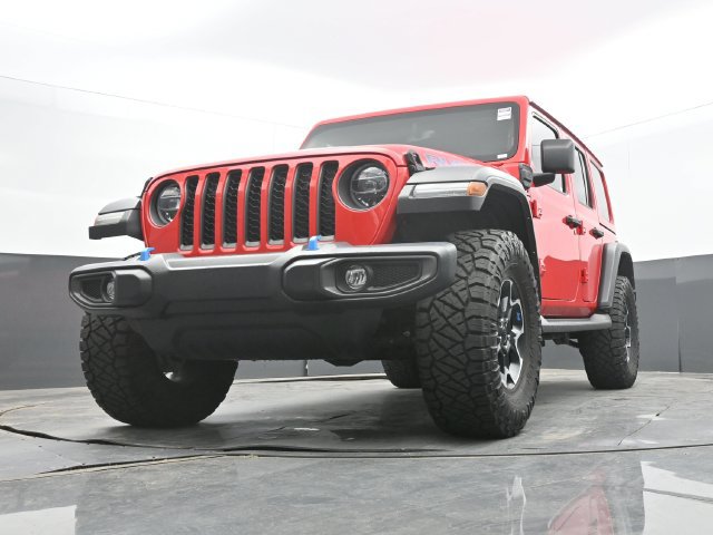 Used 2022 Jeep Wrangler Unlimited Rubicon 4xe w/ Cold Weather Group AWD/4WD image 52