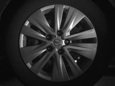 Used 2025 Nissan Sentra S FWD image 14