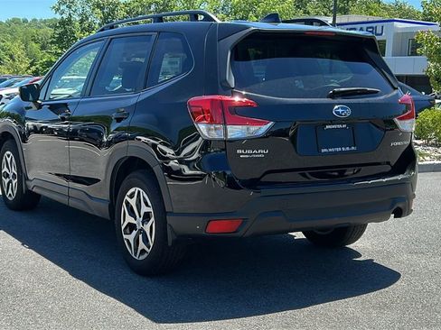 Certified 2023 Subaru Forester Premium AWD/4WD image 6