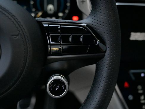 New 2026 Maserati Grecale Modena image 25