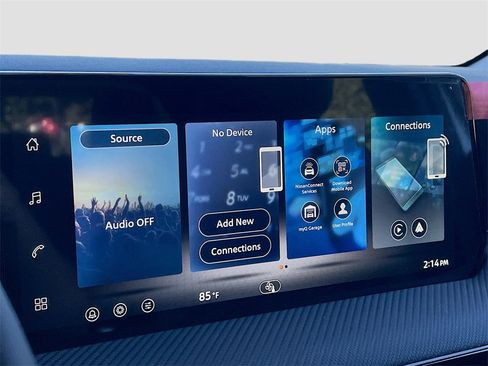 New 2026 Nissan Kicks SR image 14