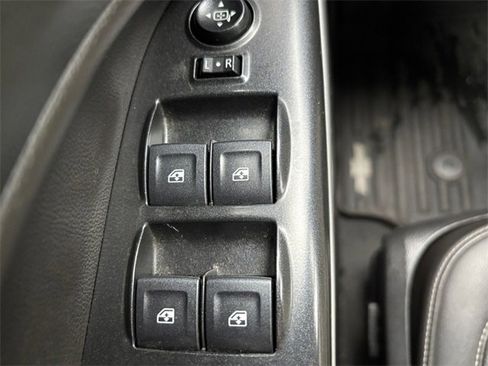 Used 2022 Chevrolet Colorado ZR2 w/ LPO, Door Decal Package image 17