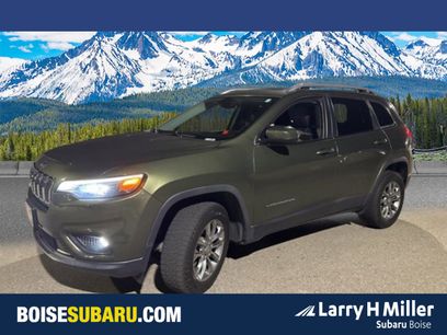 Used 2019 Jeep Cherokee Latitude Plus w/ Comfort/Convenience Group