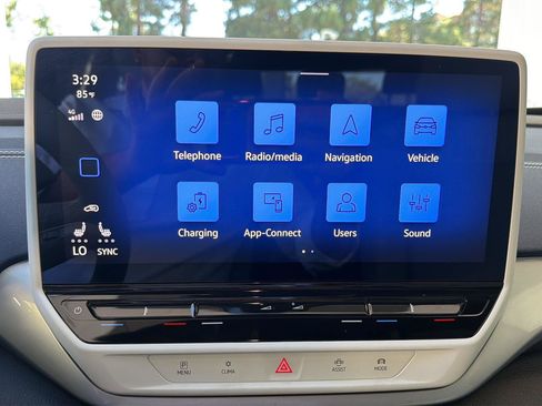 Certified 2023 Volkswagen ID.4 Pro S AWD/4WD image 20