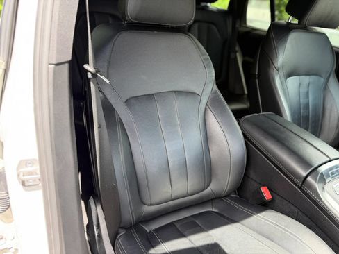 Used 2021 BMW X5 sDrive40i w/ M Sport Package RWD image 9