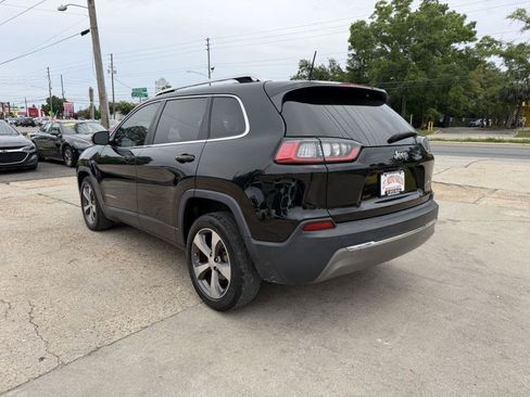 Used 2020 Jeep Cherokee Limited FWD image 7
