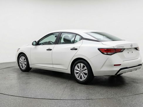 Used 2025 Nissan Sentra S image 6