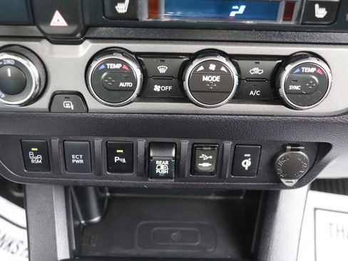 Used 2019 Toyota Tacoma TRD Pro w/ Desert Air Intake Package AWD/4WD image 22
