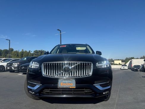 Used 2023 Volvo XC90 B5 Plus w/ Protection Package Premier AWD/4WD image 2