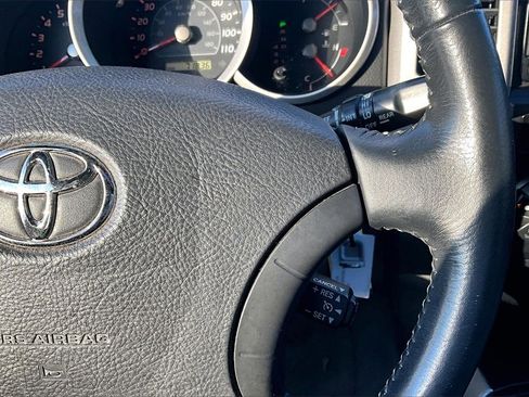 Used 2008 Toyota 4Runner SR5 image 17