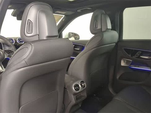 Used 2026 Mercedes-Benz GLC 300 4MATIC image 18