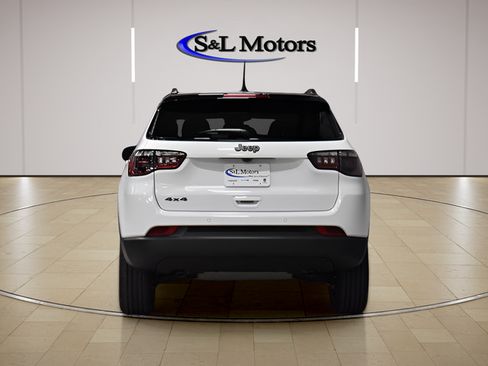 New 2026 Jeep Compass Limited w/ Sun, Sound & Navigation Group AWD/4WD image 5