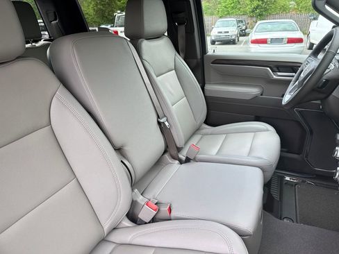 New 2026 GMC Sierra 1500 SLT w/ X31 Off-Road Package AWD/4WD image 14