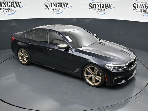 Used 2018 BMW M550i xDrive image 9