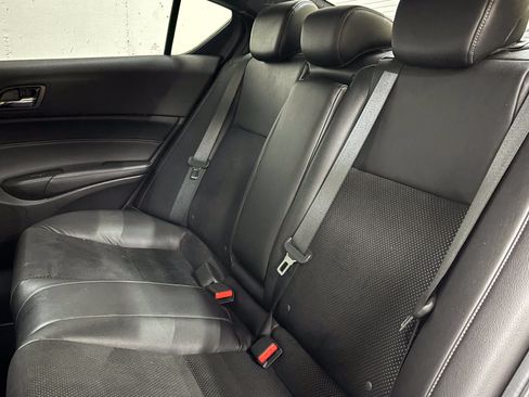 Used 2018 Acura ILX FWD image 18