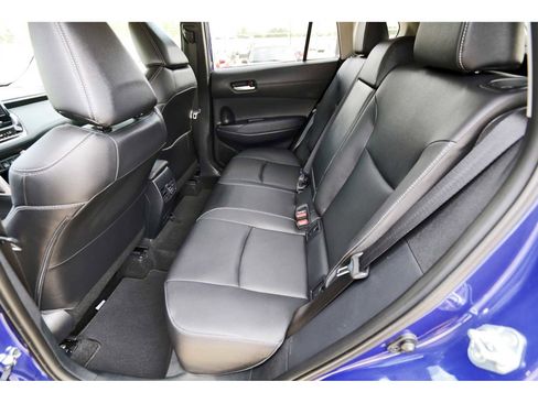 Used 2024 Toyota Corolla Cross XLE w/ Convenience Package FWD image 12