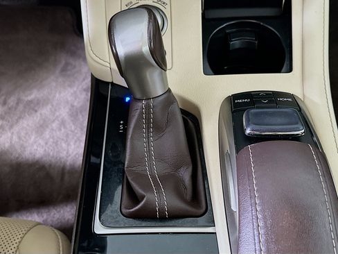 Used 2016 Lexus ES 350 w/ Navigation System Package image 25