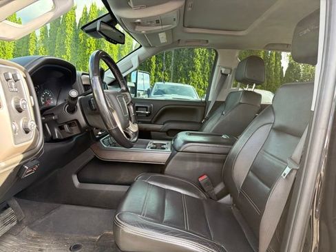 Used 2019 GMC Sierra 3500 Denali AWD/4WD image 23