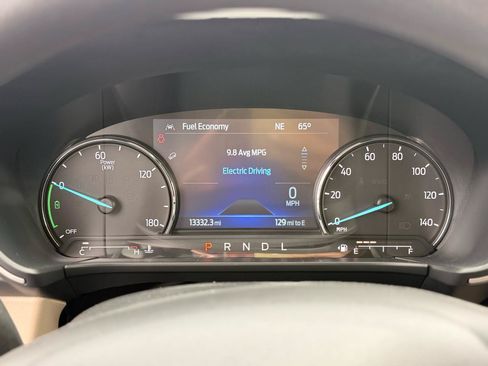 Used 2022 Ford Escape SE AWD/4WD image 23