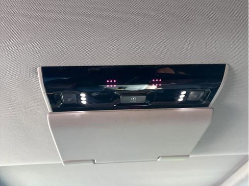 Used 2019 Chevrolet Tahoe Premier w/ Premier Plus Edition image 21