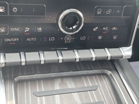 New 2025 GMC Sierra EV Denali image 40