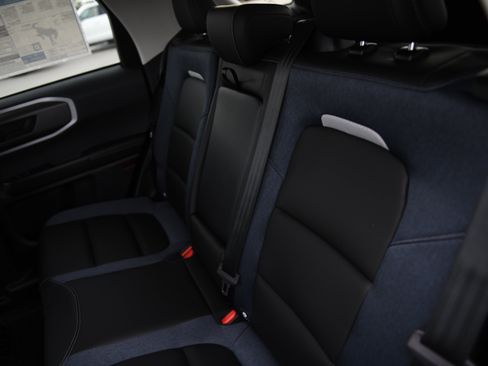 New 2025 Ford Bronco Sport Outer Banks image 19