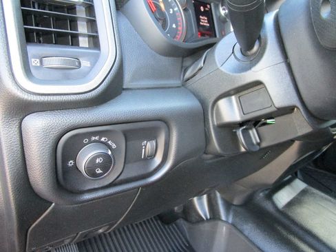 New 2026 RAM 2500 Tradesman AWD/4WD image 34