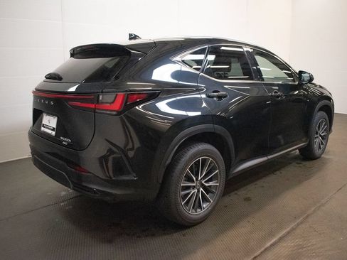 Used 2025 Lexus NX 350h AWD w/ Accessory Package (2T) image 4