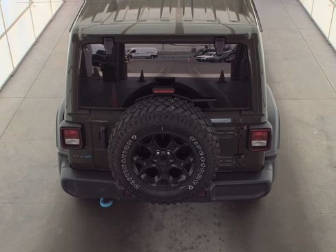 Used 2023 Jeep Wrangler Unlimited w/ Cold Weather Group AWD/4WD image 5