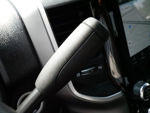Used 2024 RAM 2500 Big Horn w/ Night Edition AWD/4WD image 24
