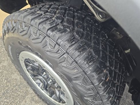 Used 2023 Ford Bronco Badlands w/ Sasquatch Package image 37