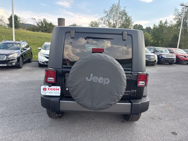Used 2010 Jeep Wrangler Unlimited Sport AWD/4WD image 7