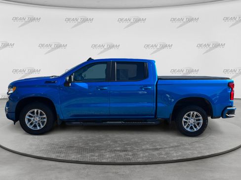 Used 2023 Chevrolet Silverado 1500 RST w/ Convenience Package II AWD/4WD image 4