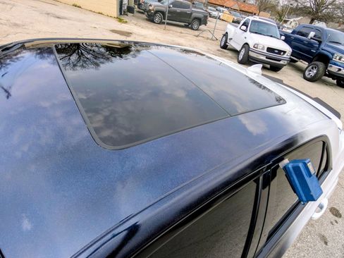Used 2023 Chrysler 300 S RWD image 10