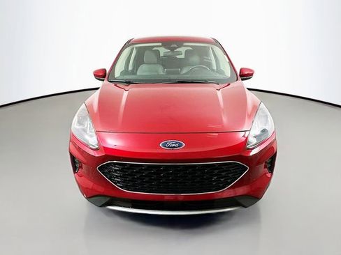 Used 2020 Ford Escape SE image 2