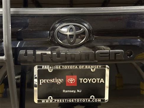 Used 2018 Toyota 4Runner SR5 image 49