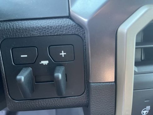 New 2025 Toyota Tacoma SR5 image 15