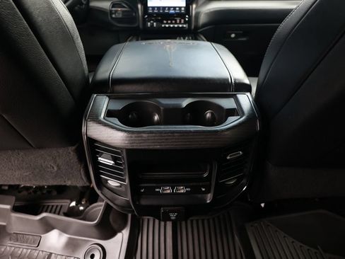 Used 2024 RAM 3500 Limited AWD/4WD image 31