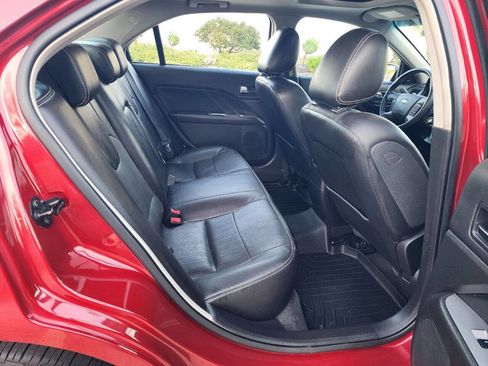 Used 2010 Ford Fusion Sport image 17