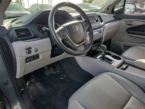 Certified 2019 Honda Ridgeline RTL image 17