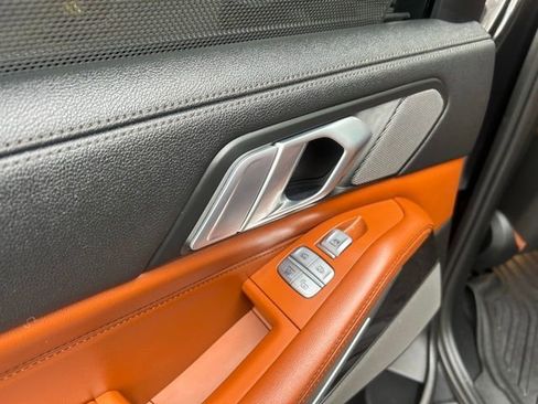 Used 2020 BMW X7 M50i w/ Dynamic Handling Package image 12