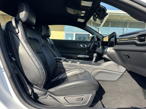 Used 2024 Ford Mustang Premium image 15
