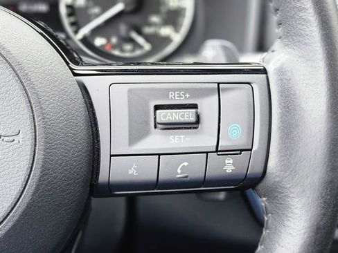 Certified 2023 Nissan Rogue SV w/ SV Premium B Package image 18